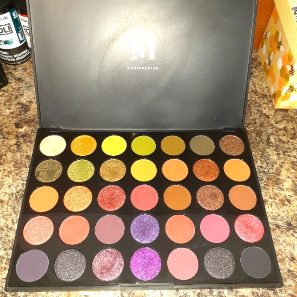 NEW Morphe 35M Boss Mood Pallet